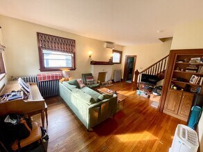 1712 Wilson St in Iowa City, IA - Building Photo - Building Photo