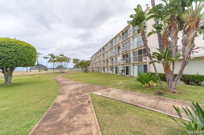 property at 85-175-175 Farrington Hwy