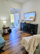 6661 Water St in Navarre, FL - Foto de edificio - Building Photo