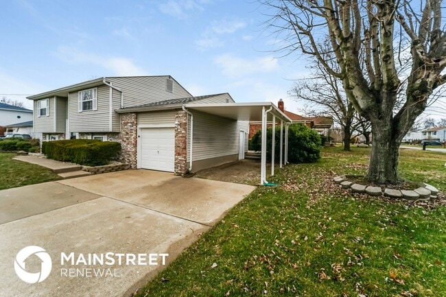 11305 Angelina Rd in Louisville, KY - Foto de edificio - Building Photo