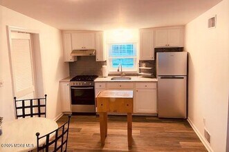 119 S Station Ave in Avon By The Sea, NJ - Building Photo - Building Photo