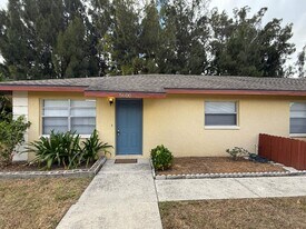 5600 59th Way N in St. Petersburg, FL - Building Photo