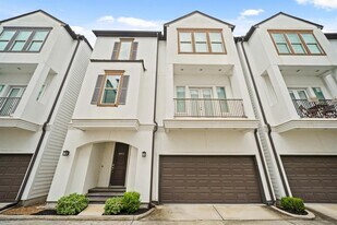 919 W 17th St in Houston, TX - Building Photo