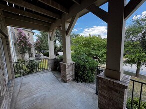 301 Winecup Way in Austin, TX - Building Photo - Building Photo