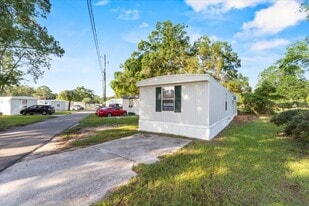 10166 103rd St in Jacksonville, FL - Building Photo