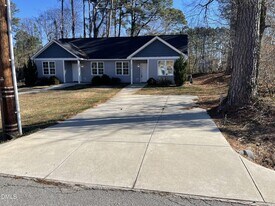 20-A Korea St, Unit B in Franklinton, NC - Building Photo