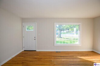 604 Balmoral Rd in Elizabethtown, KY - Building Photo - Building Photo