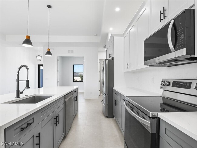 property at 2109 NW 17th Pl