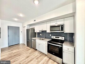 4077 Lancaster Ave in Philadelphia, PA - Building Photo