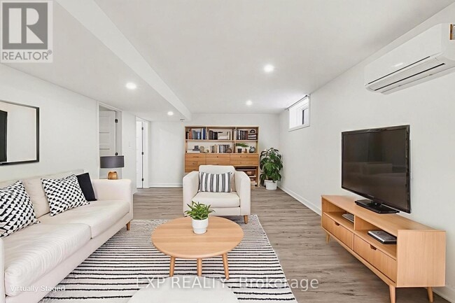 220 Capri Ave in Embrun, ON - Building Photo - Building Photo