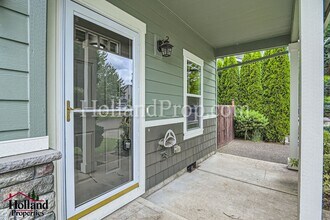 10135 NW 312th Pl in North Plains, OR - Building Photo - Building Photo