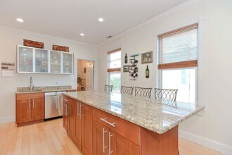 26 Chestnut Ave in Boston, MA - Building Photo - Building Photo
