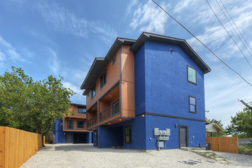 118 SHENANDOAH, 202 in San Antonio, TX - Building Photo