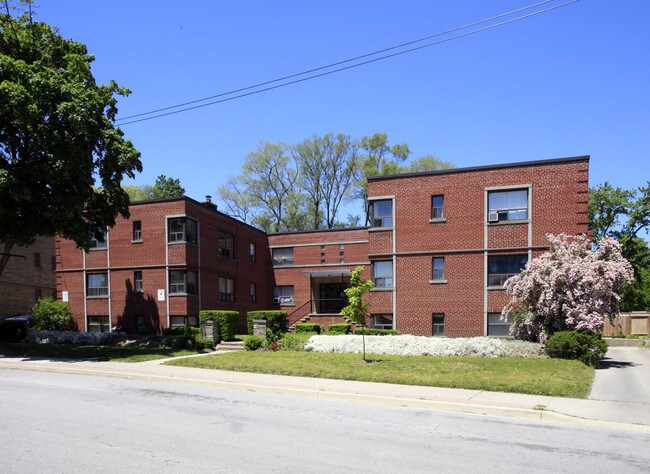 6 Anglesey Blvd