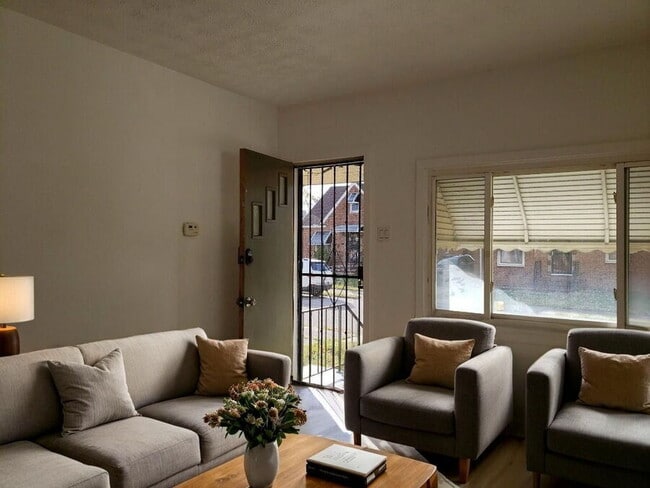 4495 W 137th St in Cleveland, OH - Building Photo - Building Photo