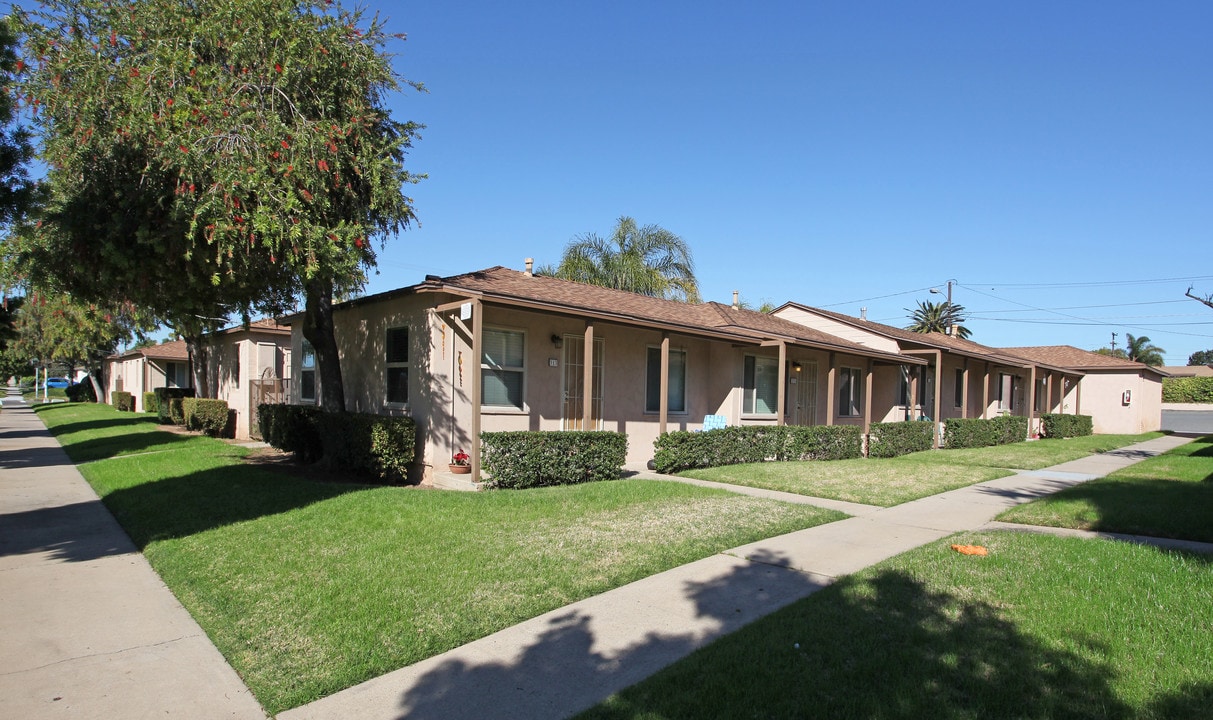 Green Ranch in Chula Vista, CA - Building Photo