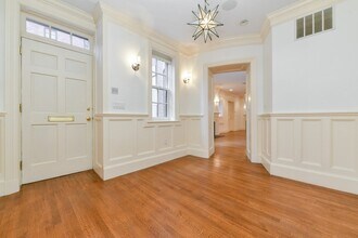 17 Willow St in Boston, MA - Building Photo - Building Photo