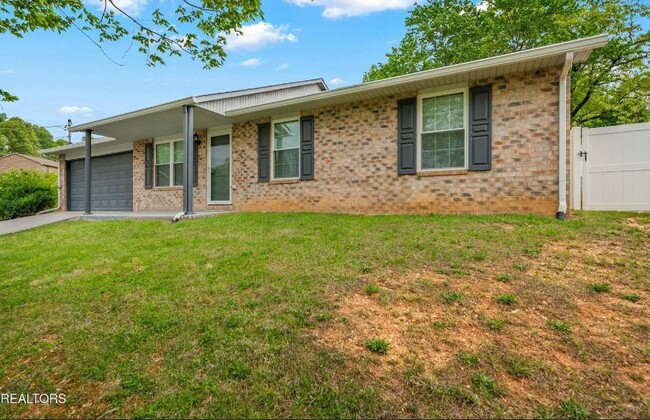 4918 Stewart Ridge Rd in Knoxville, TN - Building Photo - Building Photo
