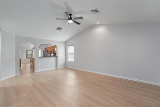 744 Fairway in Kyle, TX - Building Photo - Building Photo