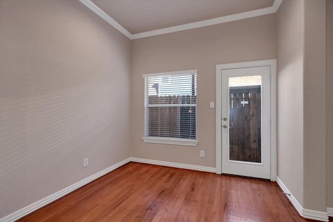 property at 3414 Home St