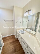 10038 1/2 Base Line Rd in Rancho Cucamonga, CA - Building Photo - Building Photo