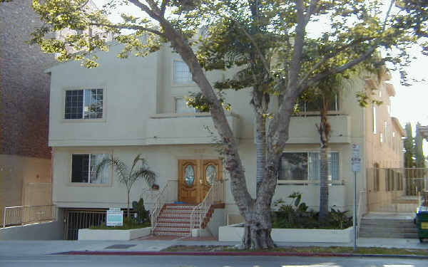 607 N Rossmore Ave in Los Angeles, CA - Foto de edificio