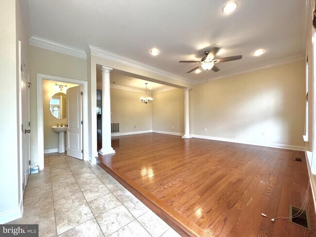 22414 Brick Haven Way in Clarksburg, MD - Building Photo - Building Photo