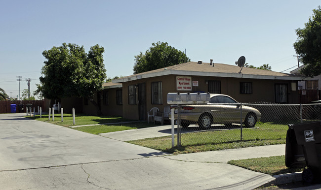 1071-1085 6th St in San Bernardino, CA - Foto de edificio - Building Photo