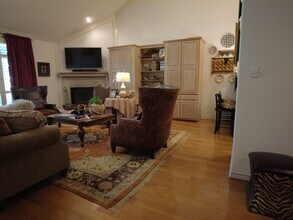 1 Antelope Trail in Kerrville, TX - Building Photo - Building Photo