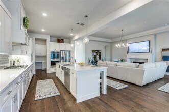 7009 Central Ct in Aubrey, TX - Building Photo - Building Photo