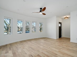 6578 N Onarga Ave in Chicago, IL - Building Photo - Building Photo