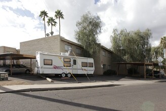 Palo Verde Apartments in Phoenix, AZ - Building Photo - Building Photo