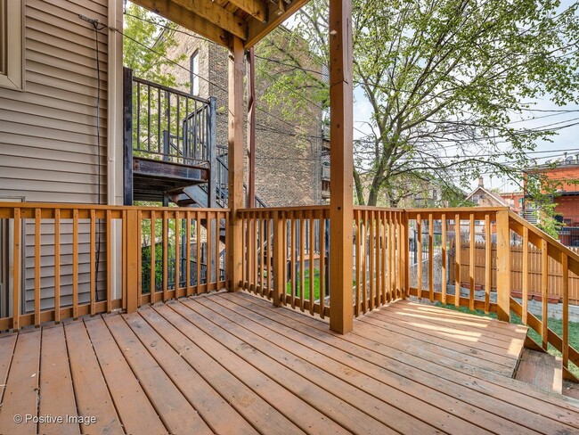 2450 W Arthington st in Chicago, IL - Building Photo - Building Photo