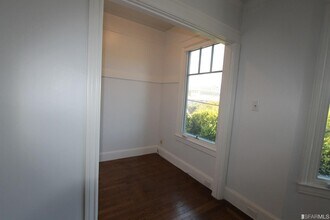 1209 Oak St in San Francisco, CA - Building Photo - Building Photo