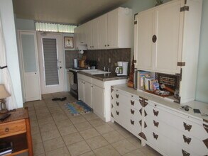 84-265-265 Farrington Hwy in Waianae, HI - Building Photo - Building Photo