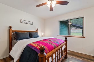 33146 Orchard Dr in Bigfork, MT - Building Photo - Building Photo