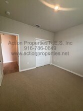 2305 Longmire Lp in Roseville, CA - Building Photo - Building Photo