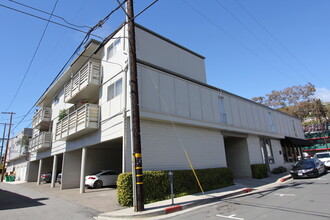 1105 N Coast Hwy in Laguna Beach, CA - Building Photo - Building Photo