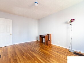 469 Salem St in Malden, MA - Building Photo - Building Photo