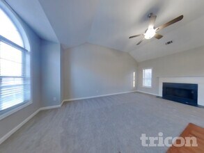 114 Windsor Cir in Stockbridge, GA - Foto de edificio - Building Photo