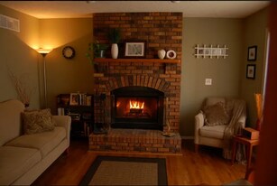 1457 Eastview Dr