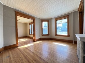 451 W 16th St in Dubuque, IA - Building Photo - Building Photo