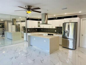 1335 NE 204th Terrace in Miami, FL - Building Photo - Building Photo