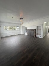 2340 Alisal Rd in Salinas, CA - Building Photo - Building Photo