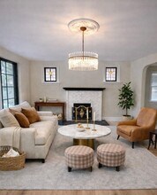 408 S Hanley Rd, Unit 1 in Clayton, MO - Foto de edificio - Building Photo