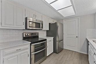 2302 Jacqueline Dr in Denton, TX - Building Photo - Building Photo