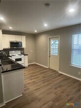 503 Arabian Dr in Victoria, TX - Building Photo - Building Photo