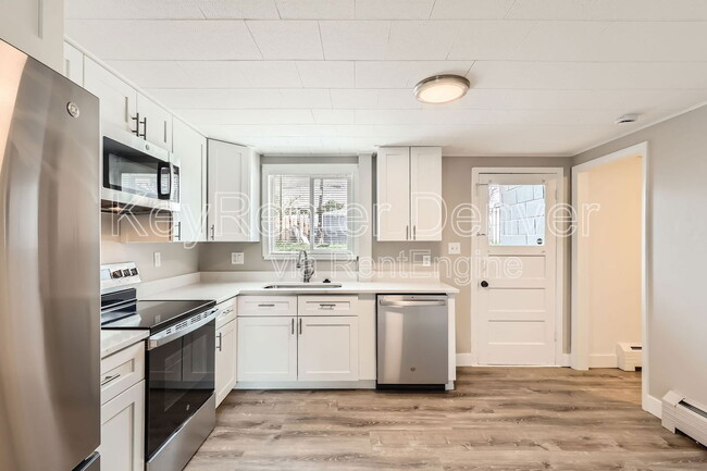 property at 4170 Chase St