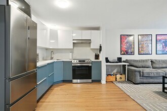 100 E Brookline St, Unit 1## in Boston, MA - Foto de edificio - Building Photo