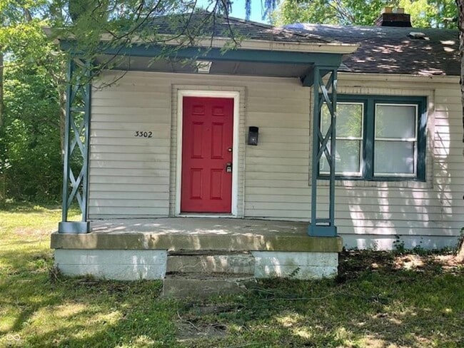 property at 3302 N Harding St